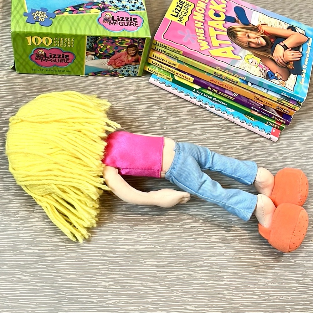 Disney Lizzie McGuire Bundle - Picture 4 of 16